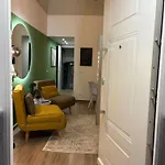 Apartment A Me Casa *